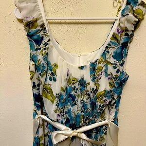 Sleeveless summer dress